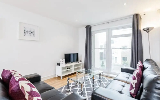 Roomspace Serviced Apartments - Abbot's Yard