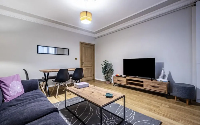 Comfy Flat Near Shopping Malls in Kagithane