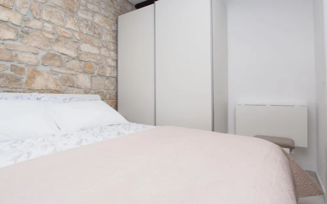 Apartment Ester