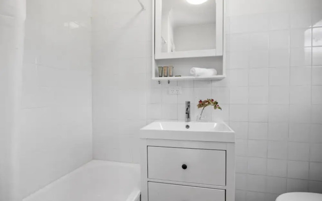 Charming 2-bed Home With Outdoor Space in Cremorne