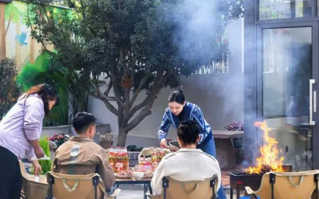 Manxi Starry Private Hot Spring Family Vacation Villa