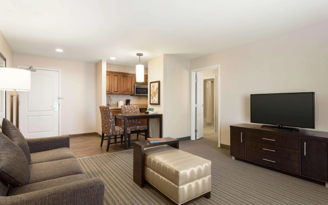 Homewood Suites by Hilton Fargo