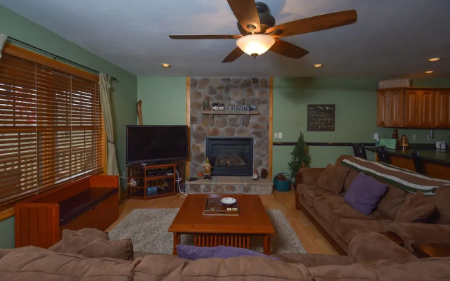 Sparky's Lodge 4 Bedroom House