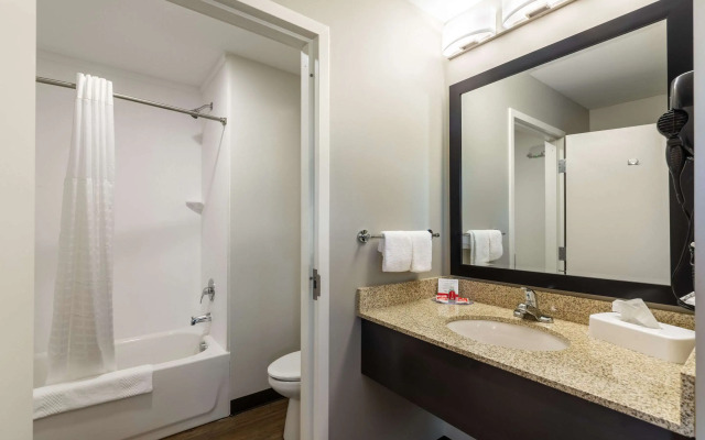 Econo Lodge Dayton North