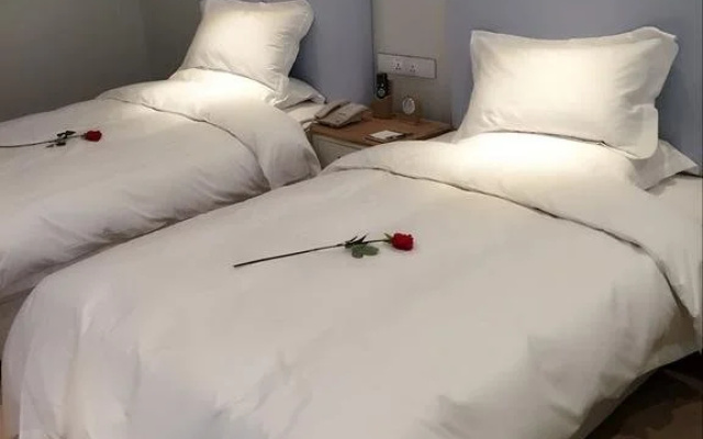 Scenery Hotel Luoyang
