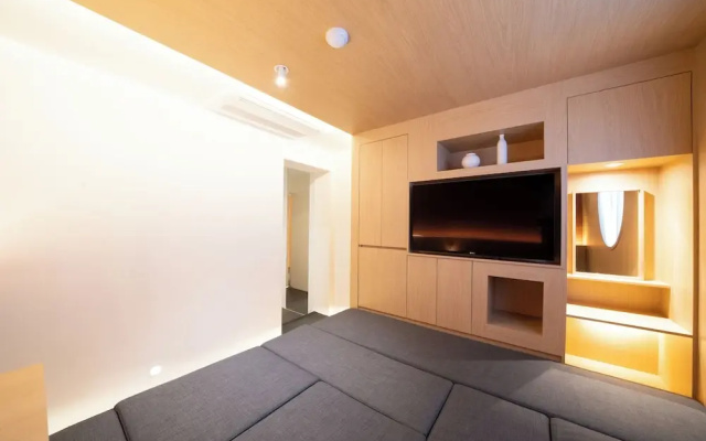 Y Collection by Unboundi Gyeongju
