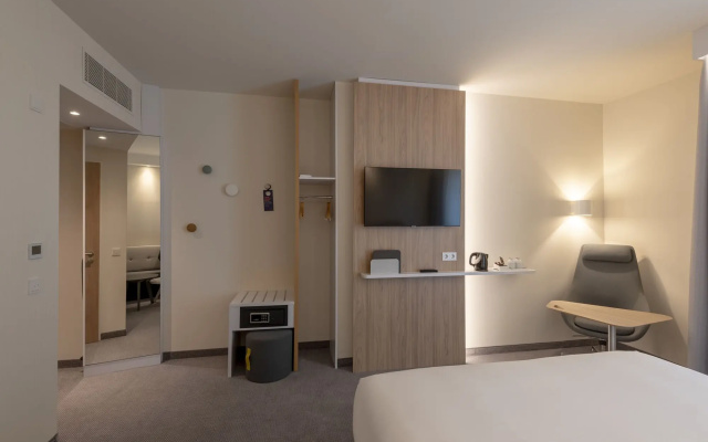 Holiday Inn Express Munich North by IHG