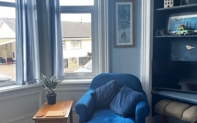 Apartment Sleeps 2 With Pets Welcome