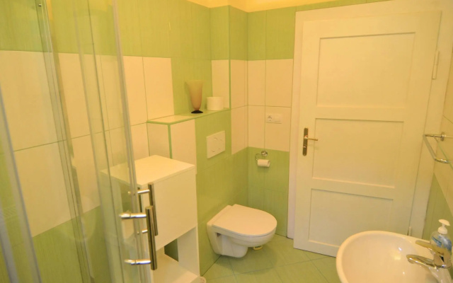 Spacious Villa near Forest in Buchet