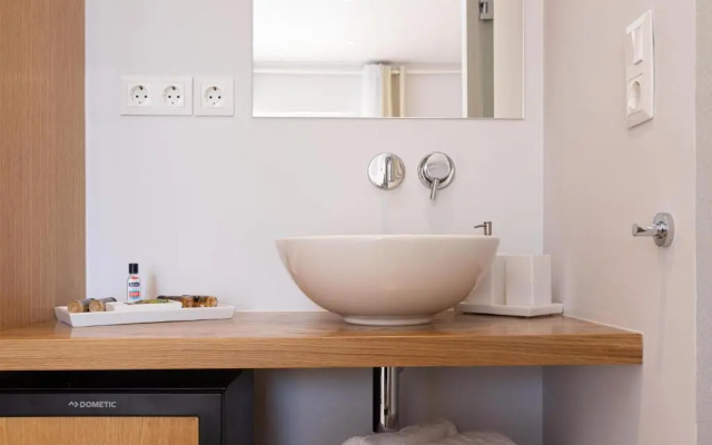 Dimani Suites