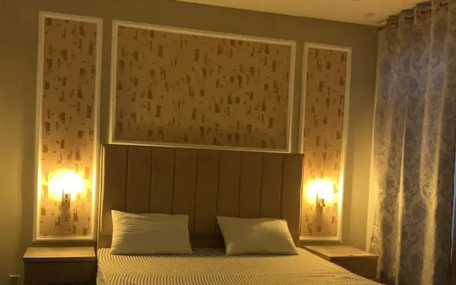 Luxury Apartment in Islamabad