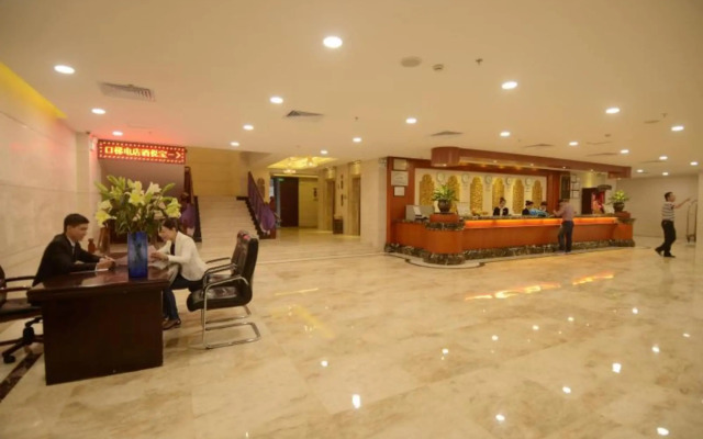 Baoyue Hotel