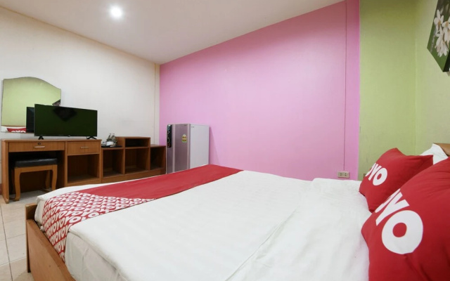Inter Place by OYO Rooms