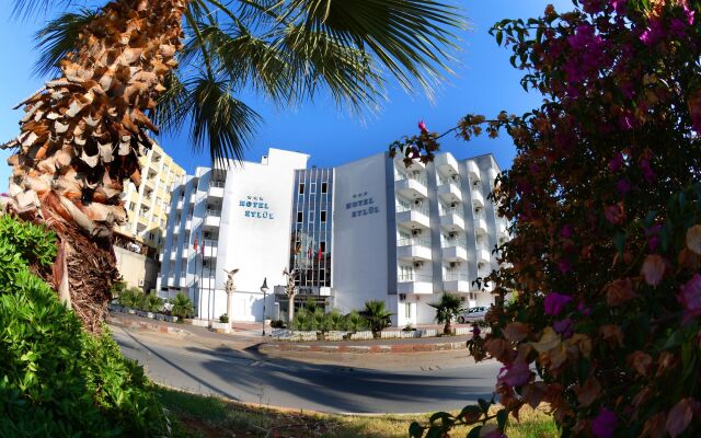 Eylul Hotel вид на фасад