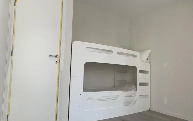 Huswell - Family-friendly Apartment in Nieuwpoort With Shared Summer Pool