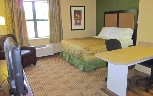 Studio 6 Extended Stay Rochester Greece NY