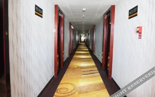 Ruiboxi Hotel (Jiayuguan Datang Food Street)