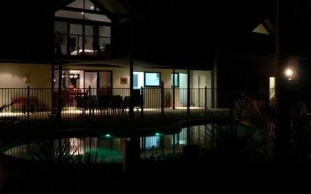 Salamander Bay Bed and Breakfast