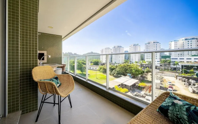 Charming apt w/ Balcony 150m From the Beach Abc0403