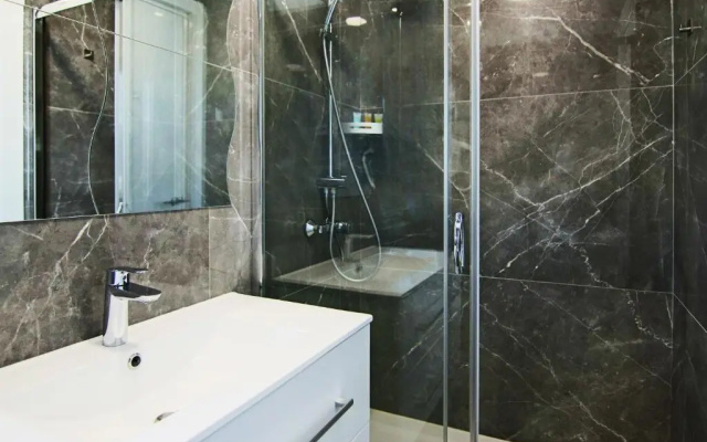 Phaedrus Living Luxury Suite Nicosia 510
