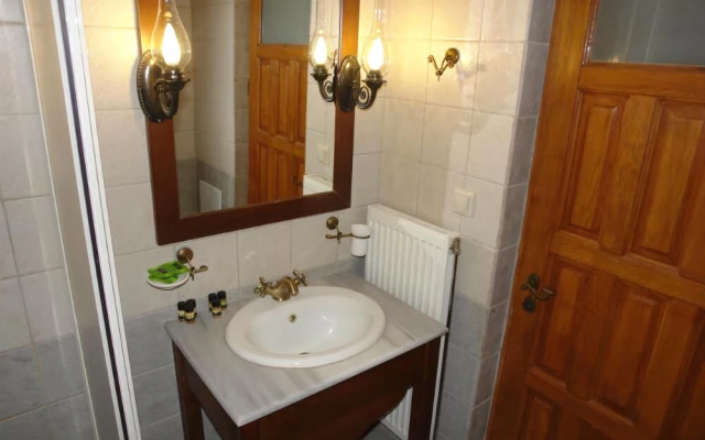 Dovra Hotel