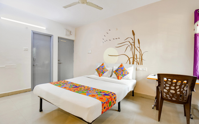 FabHotel Destiny Living