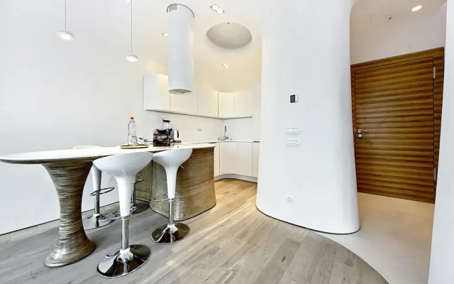 Sky Apartments Rentals Service