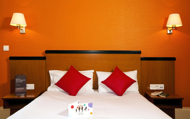 Le Metropole