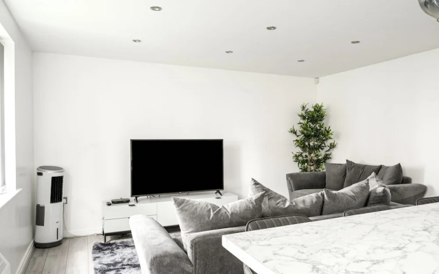 Discovery Suites