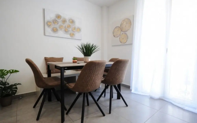 Easy Flat - Five Stars Holiday House