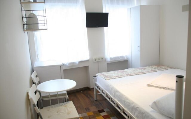 Апартаменты Finch Apartments комната для гостей