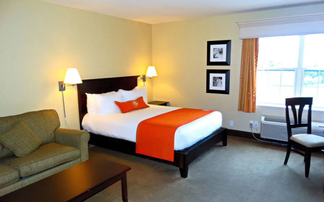 Amsterdam Inn & Suites Sussex
