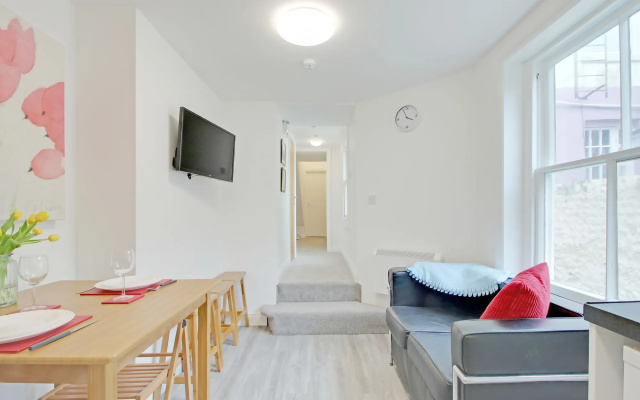 Beside the Seaside Apartment