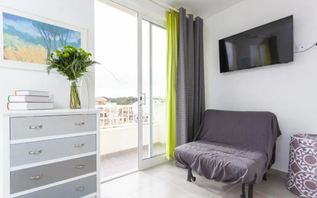 YourHouse Monges sea view Studio