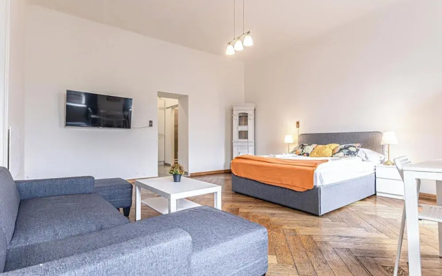 Near AKH 2 Apartments For Groups