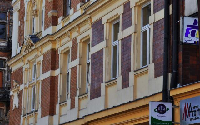 Отель Ego Center Apartments Польша, Варшава - отзывы, цены и фото номеров - забронировать отель Ego Center Apartments онлайн вид на фасад