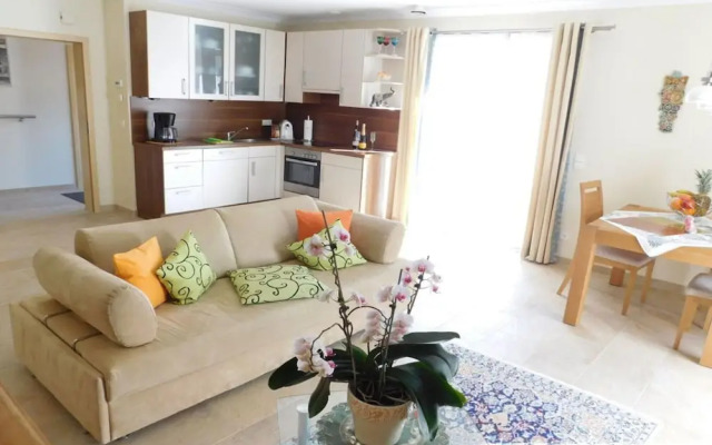 Holiday Apartment at the Rose Garden