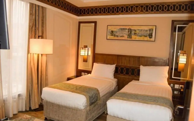 Violet Hotel