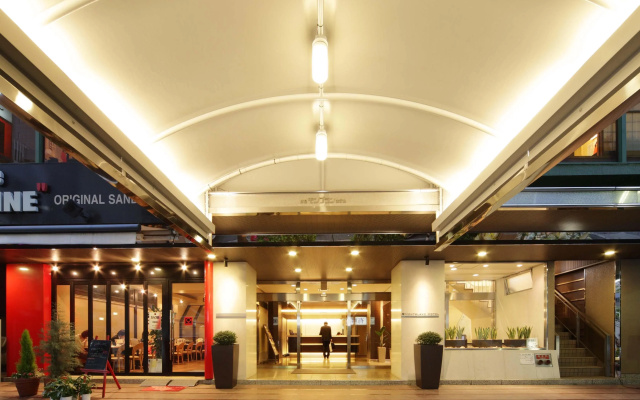 Nagoya Fushimi Montblanc Hotel