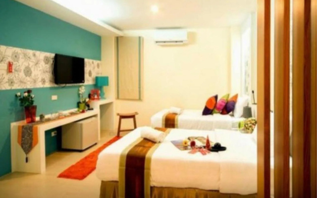 The Konnect Hotel