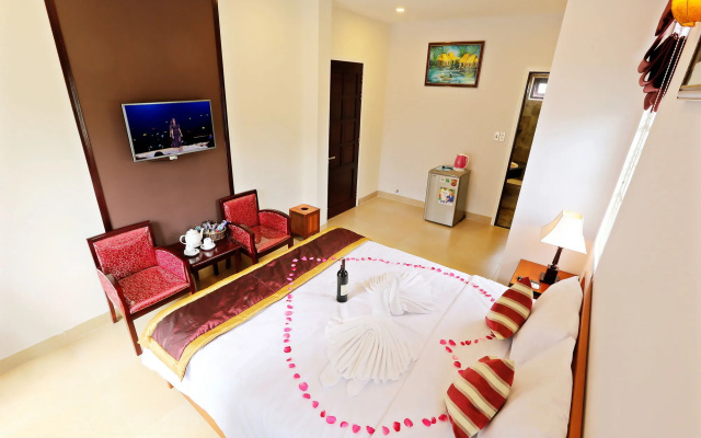 Well-To-Do Villa