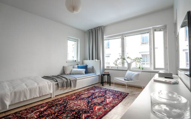 Отель Roost Jääkärinkatu 8 Финляндия, Хельсинки - отзывы, цены и фото номеров - забронировать отель Roost Jääkärinkatu 8 онлайн