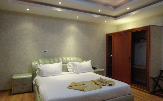 Impress Hotel