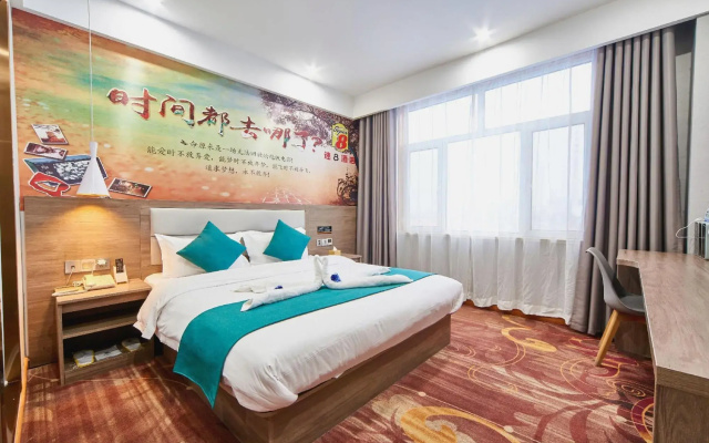 Super 8 Express Hotel (Heze Zhengzhou Road)