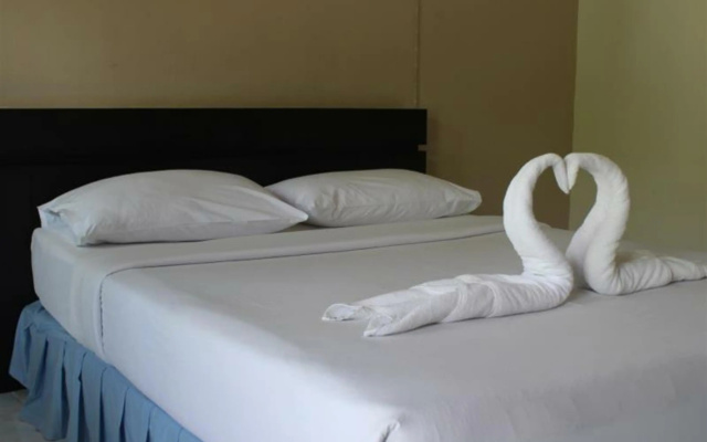 Baantonsai Garden Resort (SHA Extra Plus)