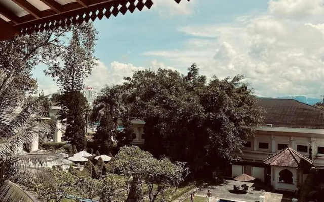 Hills Bukittinggi