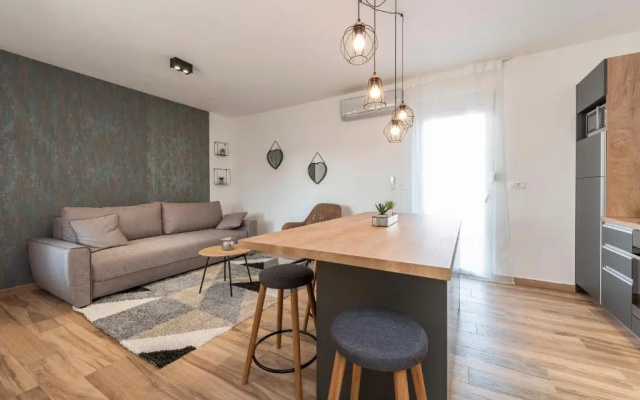 Luxury Apartments - La Vir 3 & 4