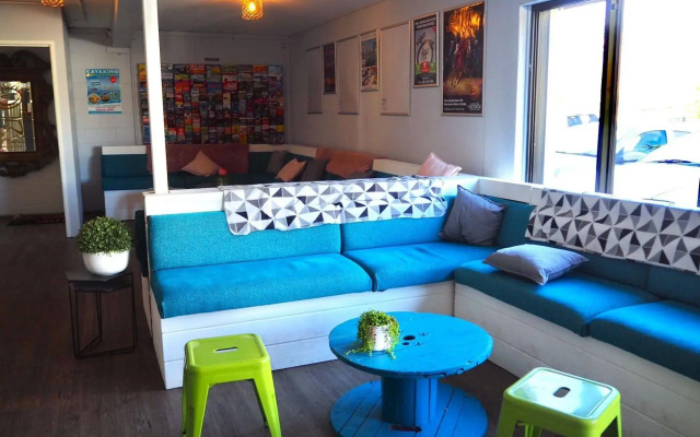 Sleeping Inn Backpackers Resort