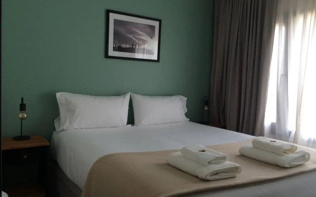 Senderos Aparts & Suites