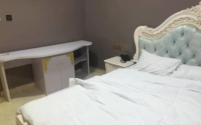 Golden Dreams Hotels and Suites Owerri